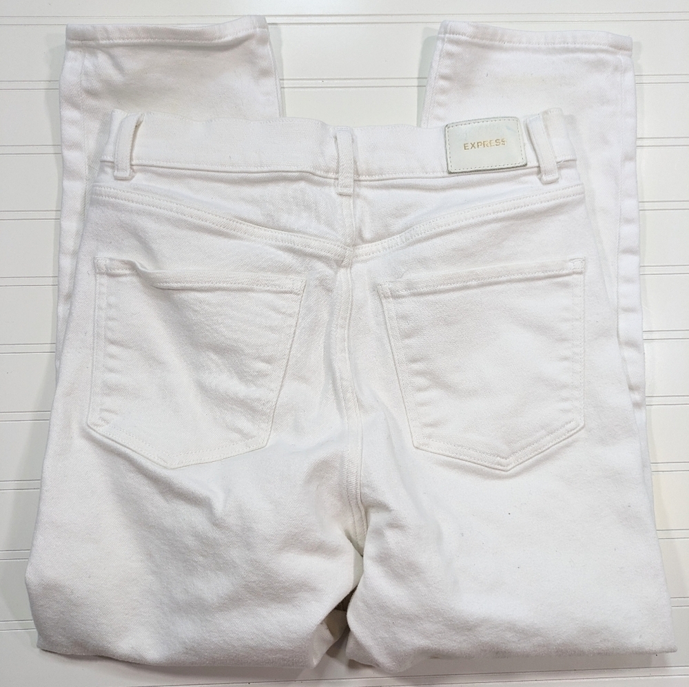 Express White Butron Fly Super High Waist Mom Jean - Picture 3 of 6